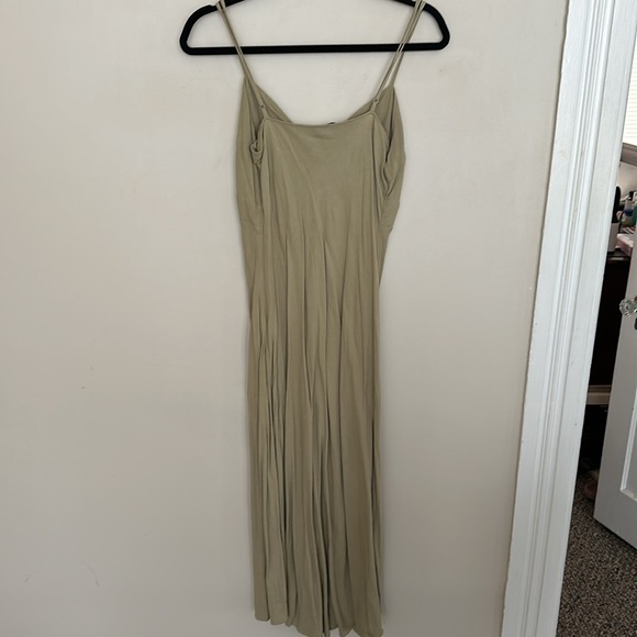 Abercrombie Midi Dress - Picture 2 of 3